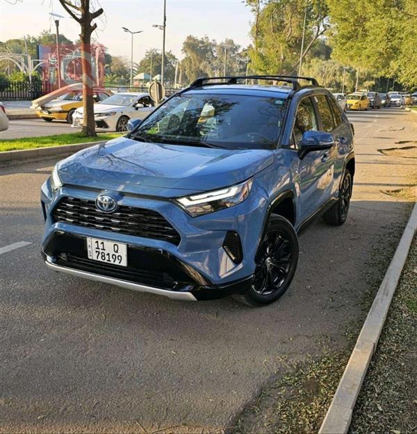 Toyota for sale in Iraq